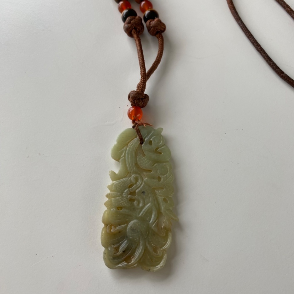 Vintage Chinese carved Jade Necklace